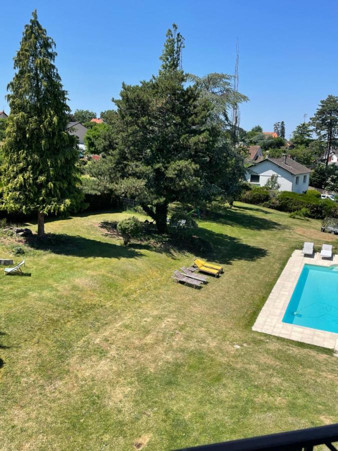Holiday Home Villa Castel Marie Louise Néris-les-Bains Kültér fotó