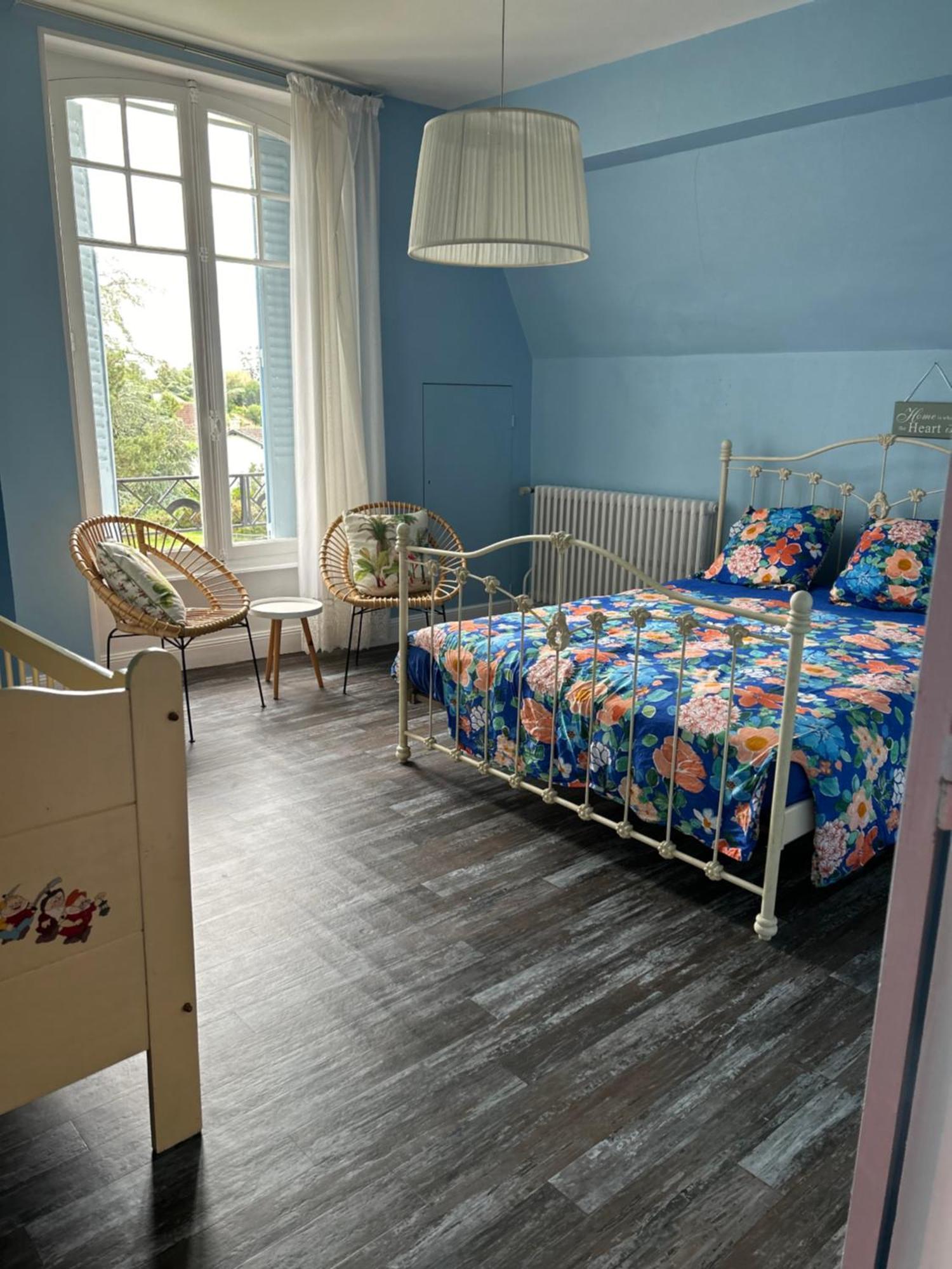 Holiday Home Villa Castel Marie Louise Néris-les-Bains Kültér fotó