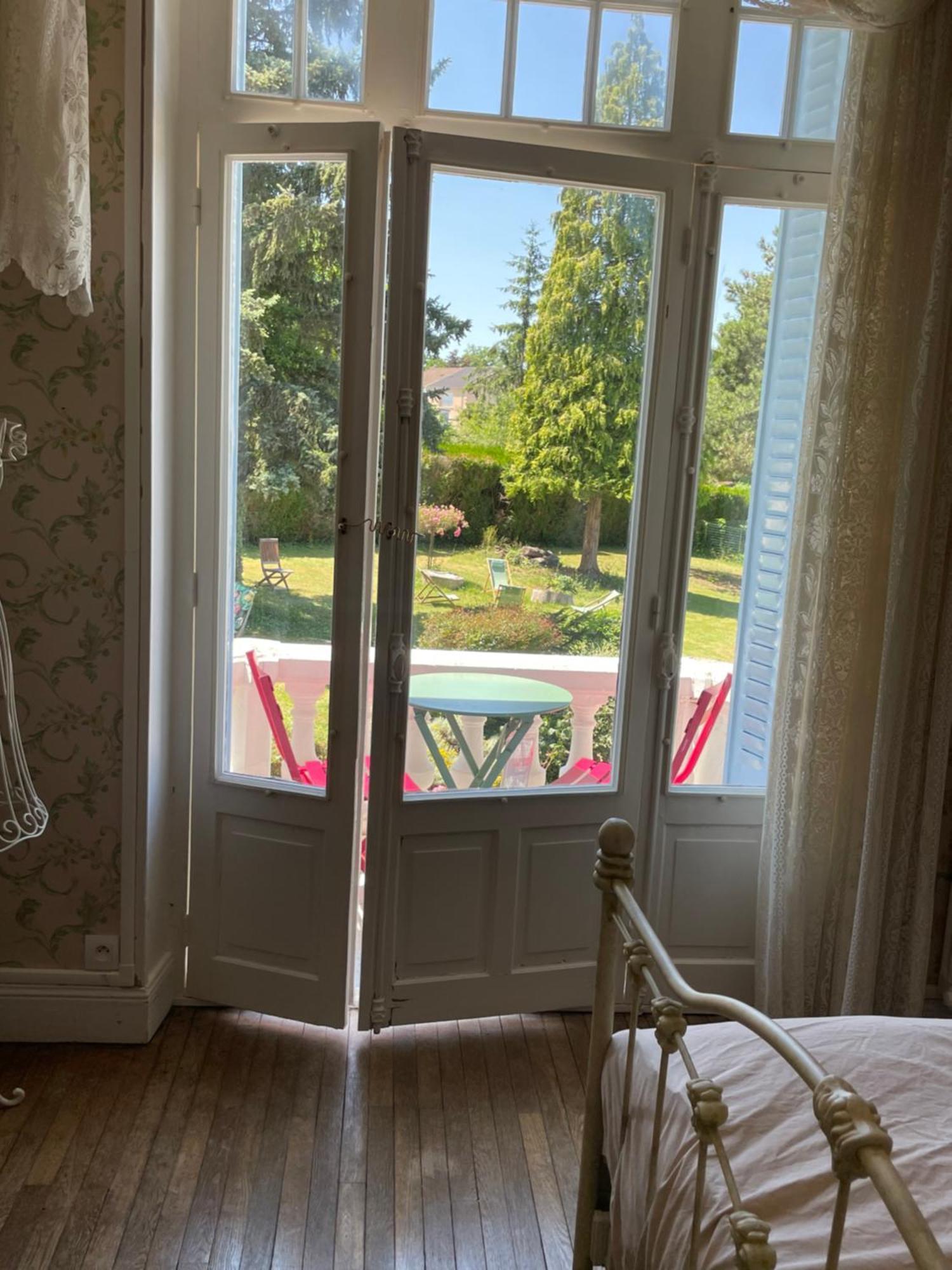 Holiday Home Villa Castel Marie Louise Néris-les-Bains Kültér fotó