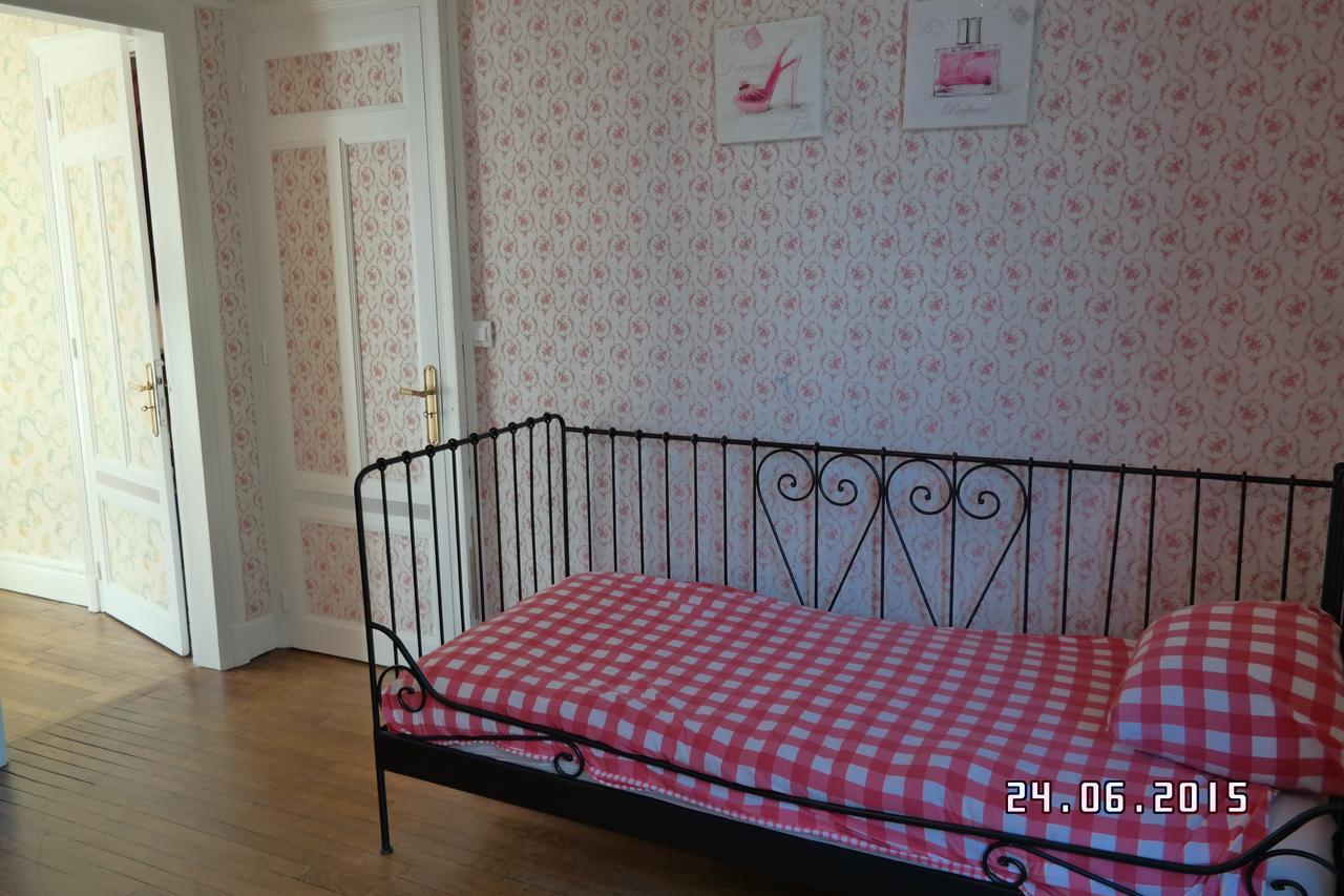 Holiday Home Villa Castel Marie Louise Néris-les-Bains Kültér fotó